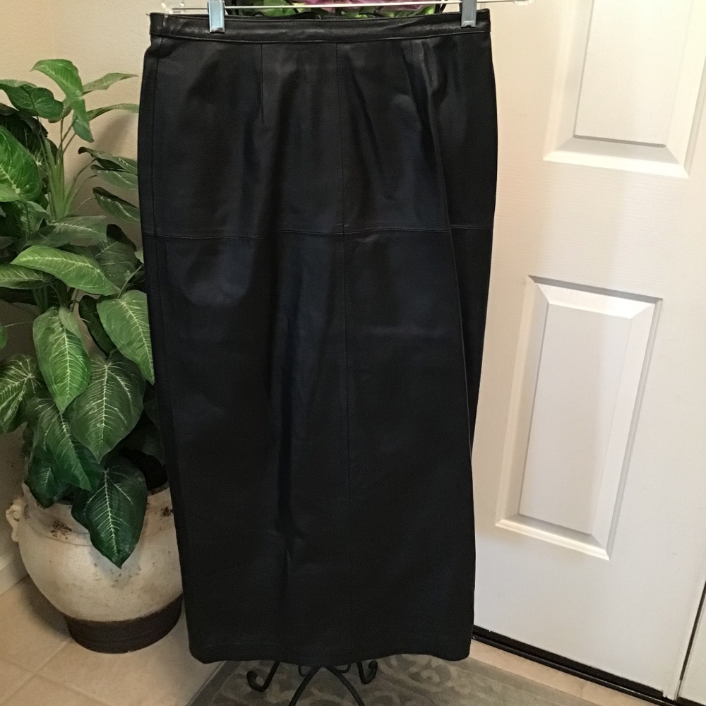 Leather skirt